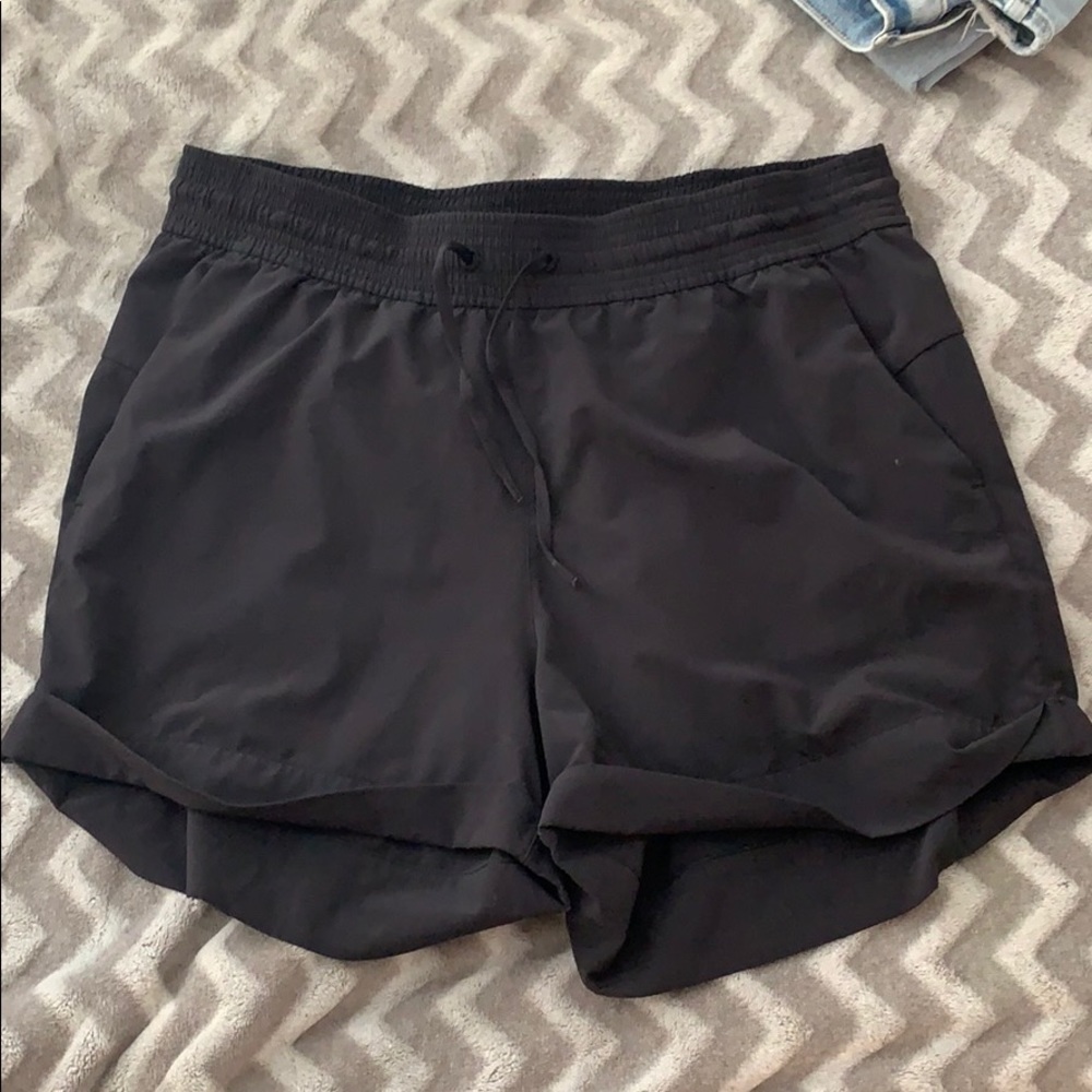 Lululemon shorts size 12